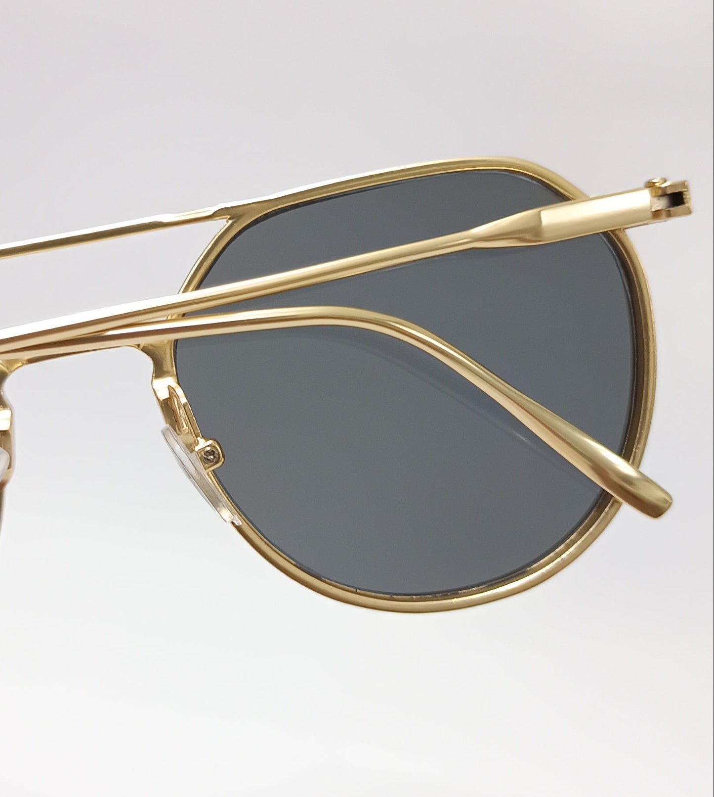 Atlas Golden Frame Polarized Sunglass