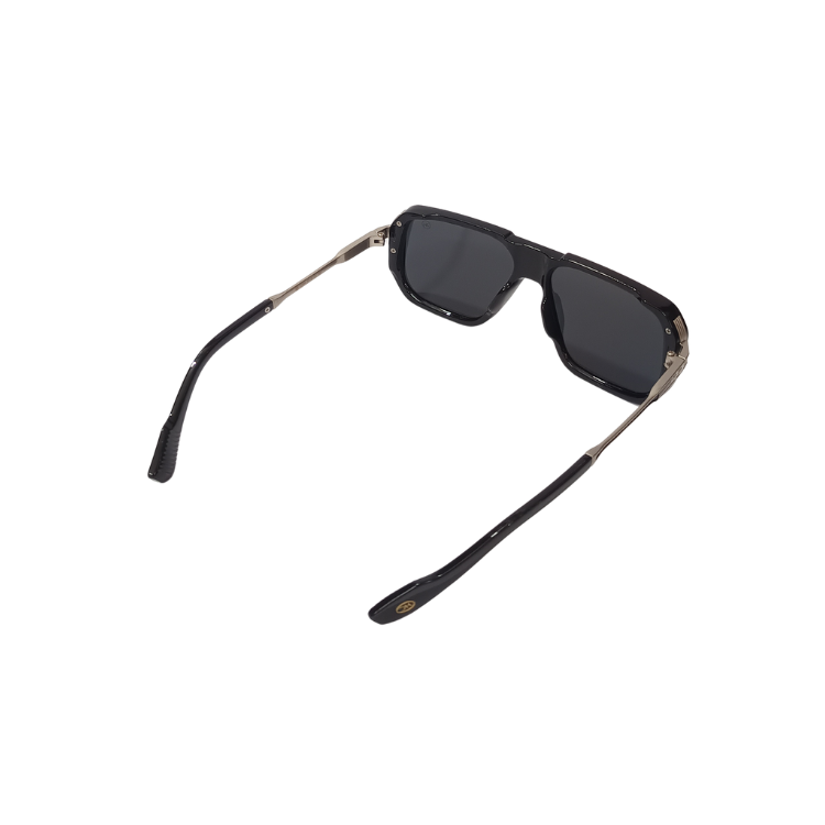 Black Phantom Polarized Sunglass