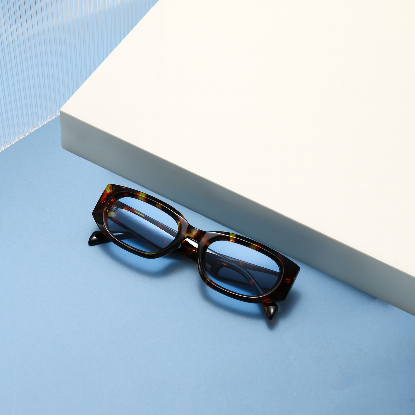 Hadley Blue Patterned Sunnies